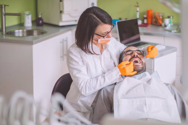 Best Mobile Emergency Dentist in Wlow Springs, IL